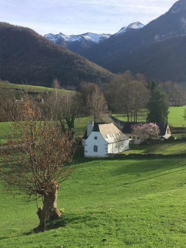 Maison Et Grange Guilhem