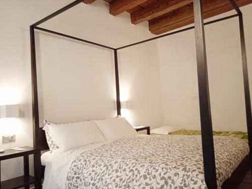 Hostal Moira B&B