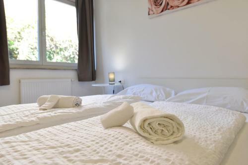 Mary's Rooms & Apartments