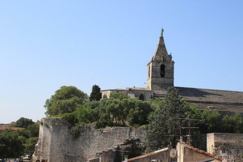 Apartamento Aux Pieds Des Ar�nes