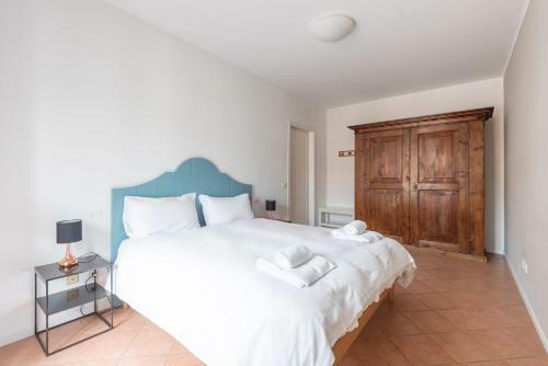 Rego Apartments