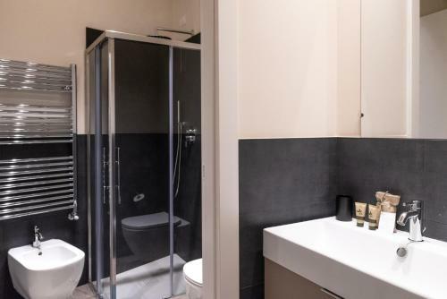 Rego Apartments