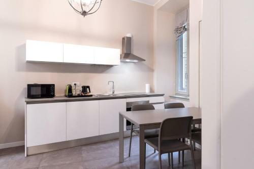 Rego Apartments