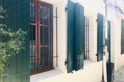 Apartamento Studio S�r�nit�-la Roquette-rue Tr�s Calme