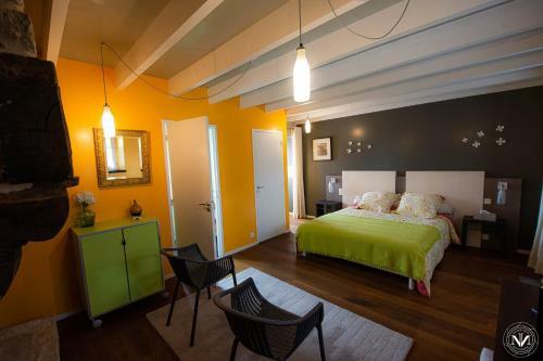 Bed & Breakfast Longere De Nivinen