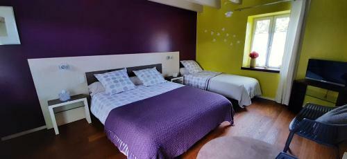 Bed & Breakfast Longere De Nivinen