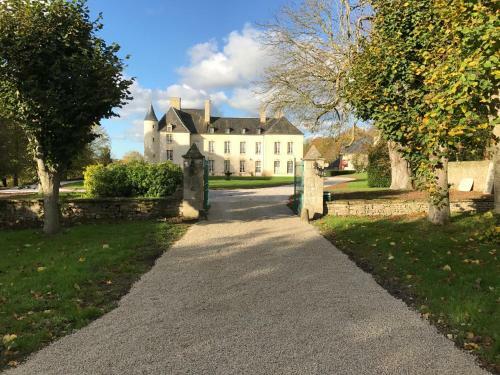 Bed & Breakfast Le Ch�teau D'asni�res En Bessin