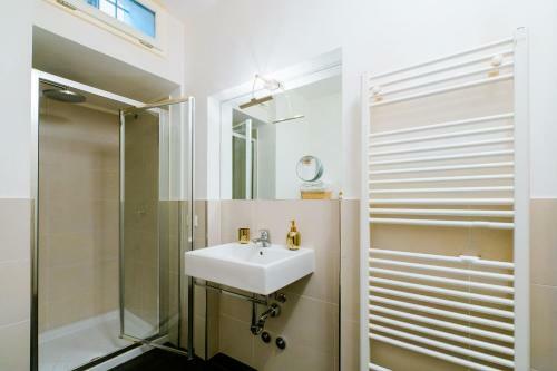 Pareto Apartment