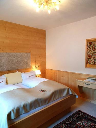 Hostal S'hoamatl