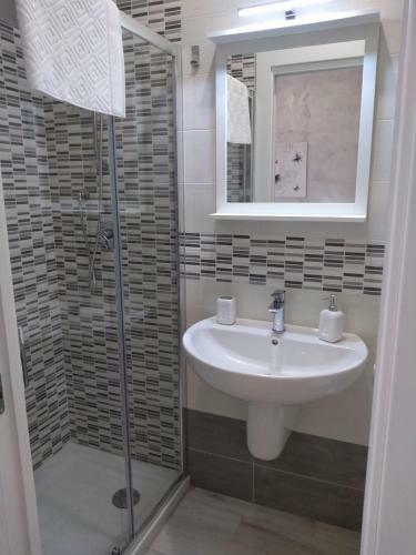 Bed & Breakfast Tanzi Home