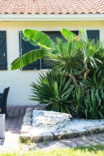 Villabassin?6pers?piscine?v�los