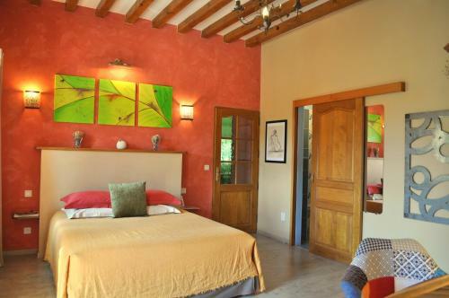 B&B Le Bourg D'aunou, Petit D�jeuner Compris