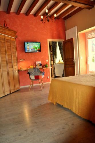 B&B Le Bourg D'aunou, Petit D�jeuner Compris