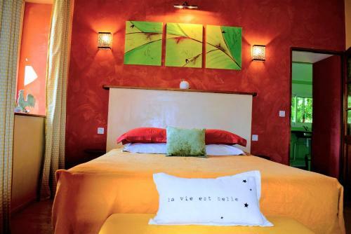 B&B Le Bourg D'aunou, Petit D�jeuner Compris