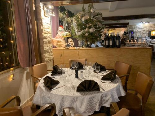 Hotel H�tel Chastellares