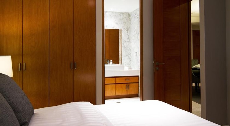 Hotel Pennsylvania Suites