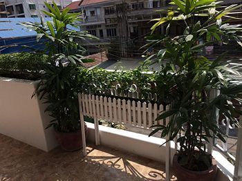The Flora Boutique Hotel