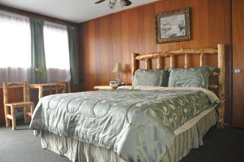 Long Holiday Motel