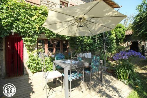 Hostal Chambres De Kernad