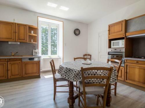 G�te Av�ze, 5 Pi�ces, 6 Personnes - Fr-1-630-155