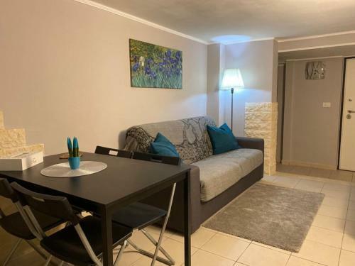 Iris Apartment