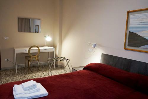 Hostal Piccinni Guesthouse