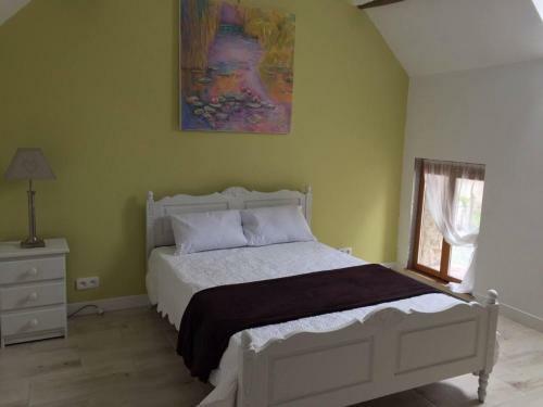 Beautiful 3-bed House In Azerables