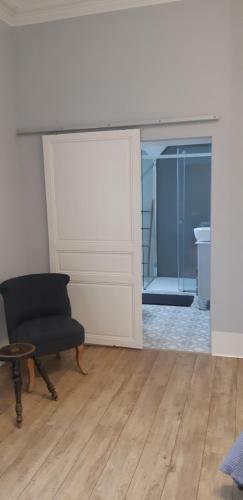 Bed & Breakfast Petit Manoir De La Berthenlaire