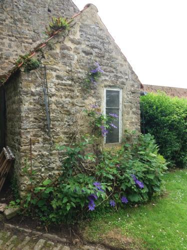 Bed & Breakfast Petit Manoir De La Berthenlaire