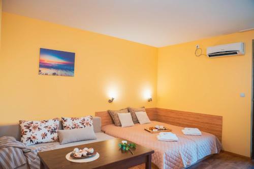 Teis Apartments