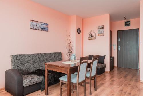 Teis Apartments