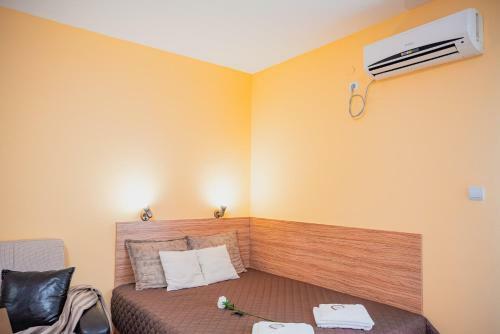 Teis Apartments