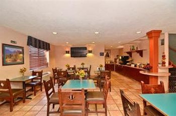 Hotel Americas Best Value Inn & Suites - North Albuquerque