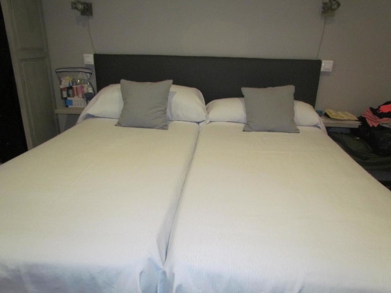 Hostal La Campana