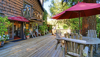 Posada The Babbling Brook Inn
