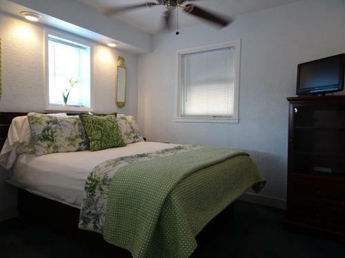 Posada Suite Dreams Inn