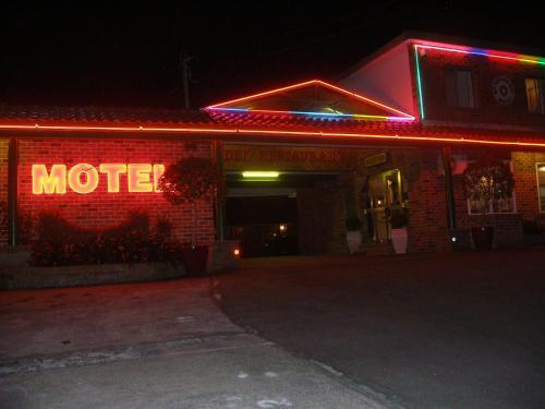 Mt Kuring-gai Motel