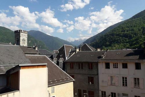 Apartamento T2 Bis, Au Calme Centre Bagn�res-de-luchon