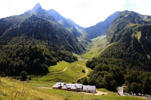 Apartamento T2 Bis, Au Calme Centre Bagn�res-de-luchon