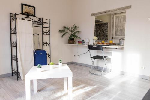 Apartamento Logement Centre Ville Avec Parking Privatif *