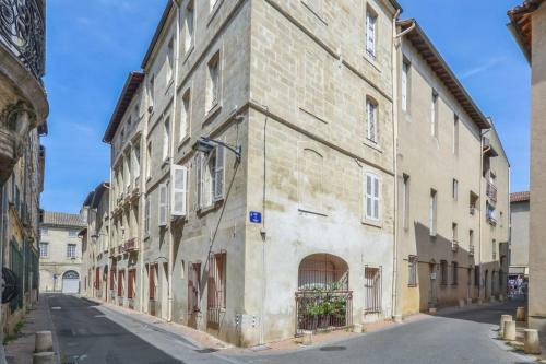 Comfortable Studio Apartment Close To Avignon Bridge Welkeys