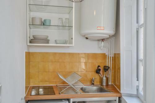 Comfortable Studio Apartment Close To Avignon Bridge Welkeys