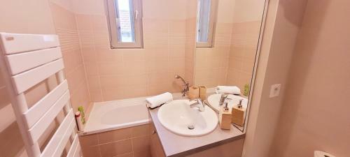 Apartamento Charming Apt In The Center Of Avignon