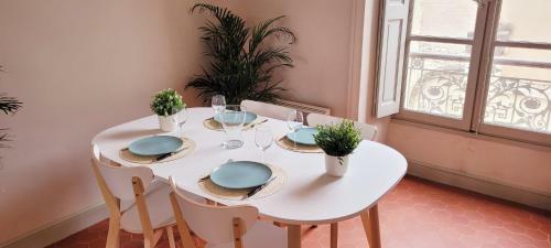 Apartamento Charming Apt In The Center Of Avignon