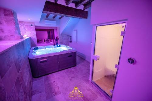 Hotel L'excellence Avignon - Suite Luxe Sauna, Hamman & Jaccuzzi