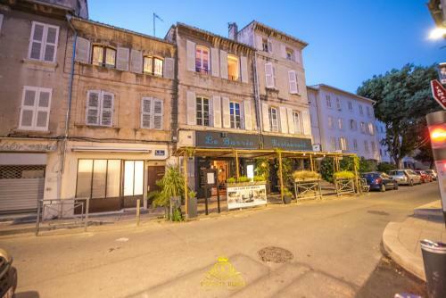 Hotel L'excellence Avignon - Suite Luxe Sauna, Hamman & Jaccuzzi