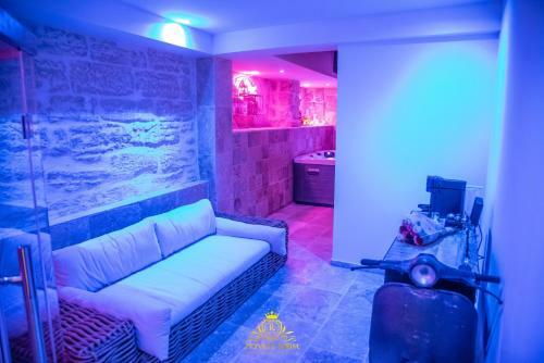 Hotel L'excellence Avignon - Suite Luxe Sauna, Hamman & Jaccuzzi