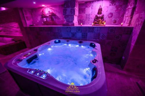 Hotel L'excellence Avignon - Suite Luxe Sauna, Hamman & Jaccuzzi