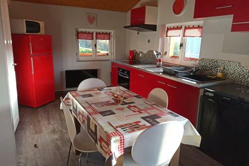 Le Chalet Du Bonheur , Individuel Avec Belle Vue