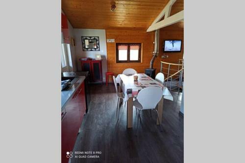 Le Chalet Du Bonheur , Individuel Avec Belle Vue